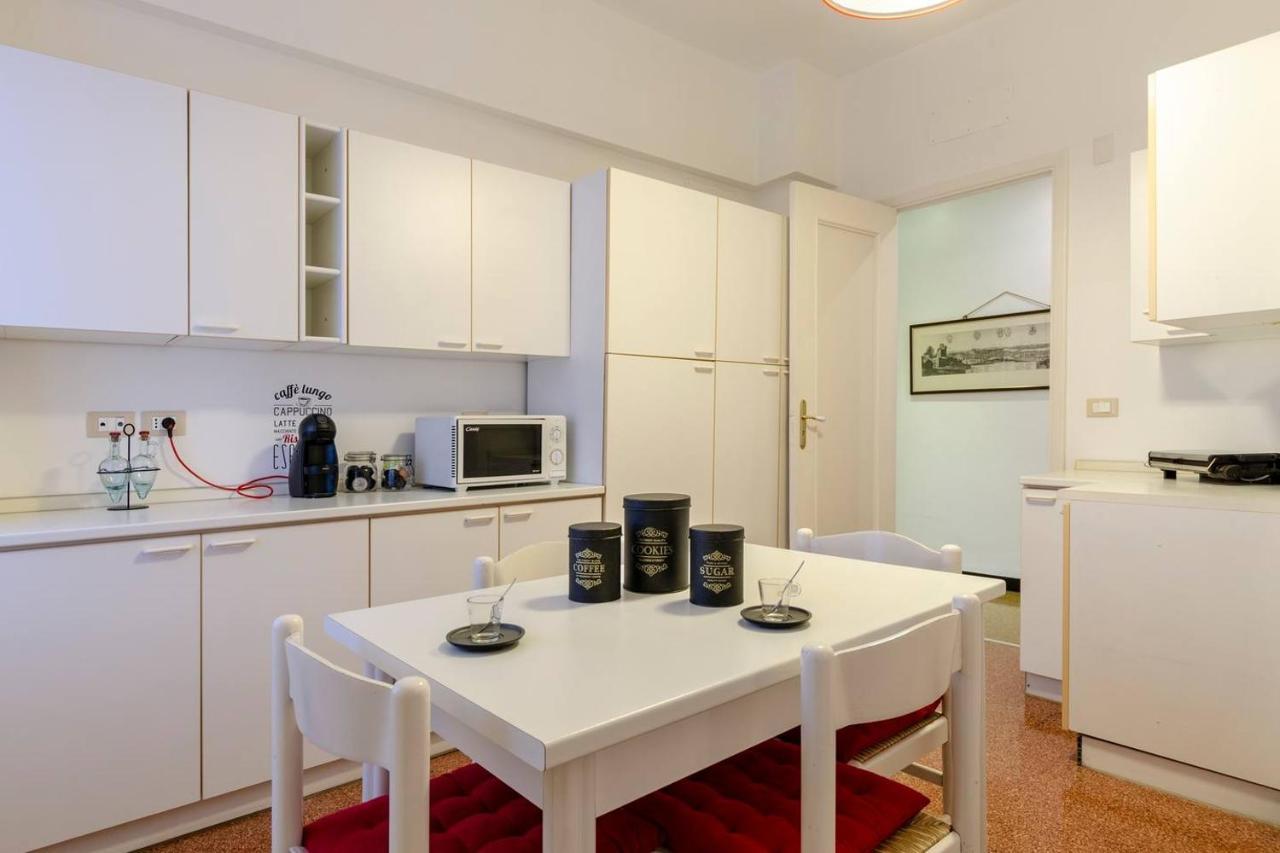 Altido Family Apt For 6 Located Minutes From The Sea Appartamento Genova Esterno foto